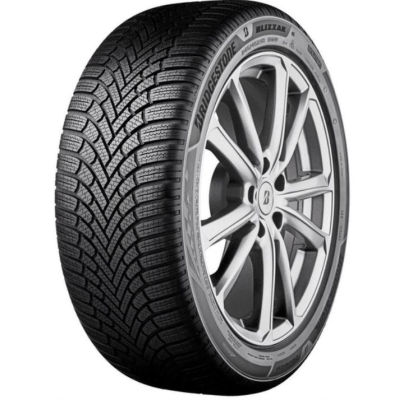 Bridgestone BLIZZAK 6 205 40 R17 84V